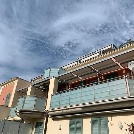 Sunset Garden Apartment Специя Екстериор снимка